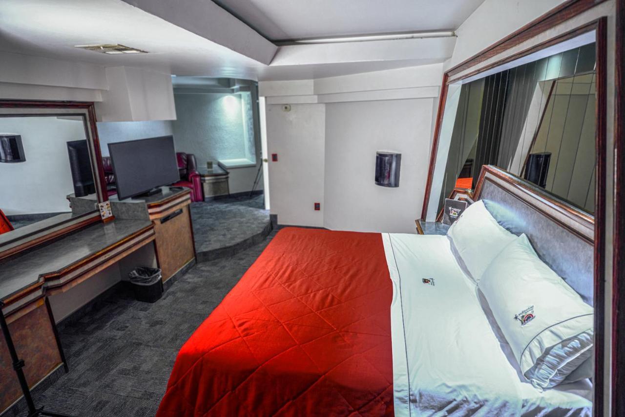 Motel Mediterraneo Mexicali Ngoại thất bức ảnh